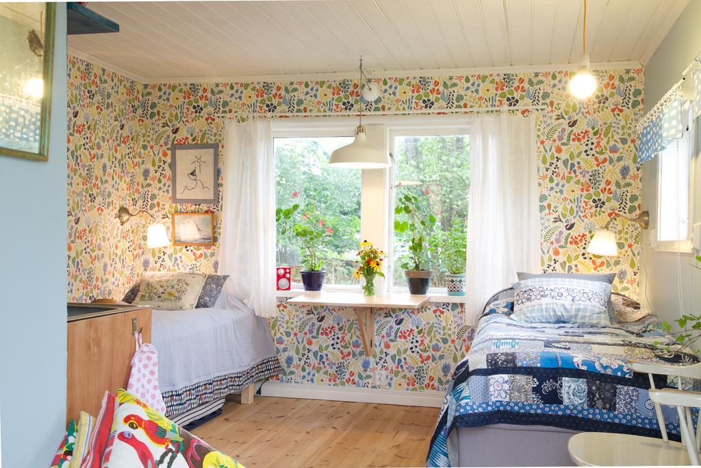 Hamburgö Guest House Hamburgsund Ruang foto